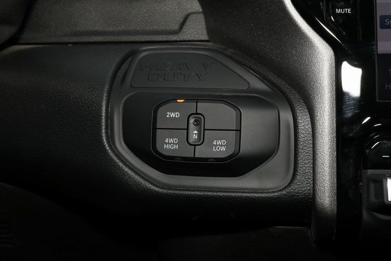 2025 RAM 2500 Tradesman Crew Cab 4x4 6
