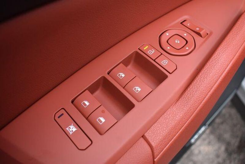 New 2026 Kia Sportage SX-PrestigeImage 23