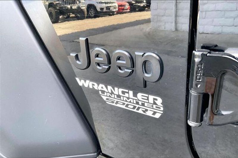 Used 2021 Jeep Wrangler Unlimited SportImage 31