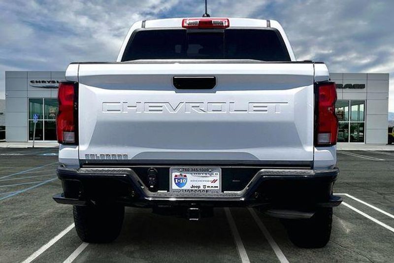 Used 2024 Chevrolet Colorado Z71Image 3