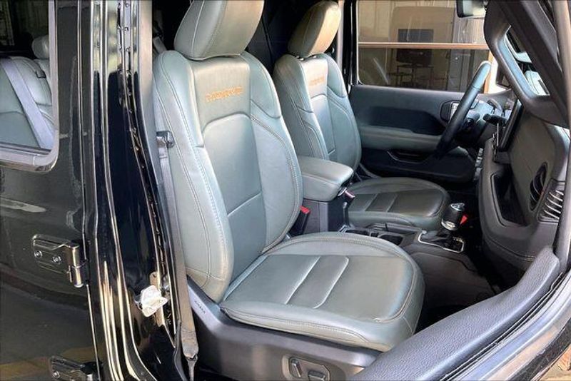 Used 2024 Jeep Gladiator MojaveImage 6