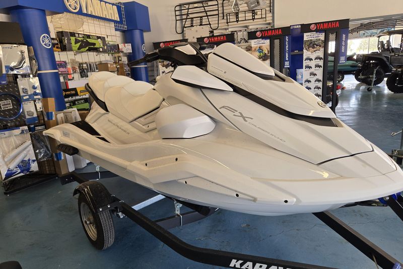 2025 YAMAHA FX CRUISER SVHO WAUDIO WHITE 