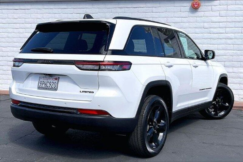 Used 2024 Jeep Grand Cherokee LimitedImage 13