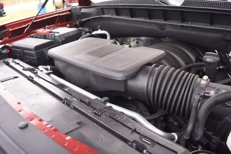 New 2026 Chevrolet Suburban RSTImage 41