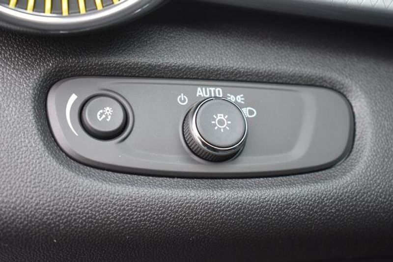 New 2026 Chevrolet Trax LTImage 22