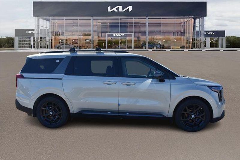 New 2026 Kia Carnival Hybrid SX PrestigeImage 2
