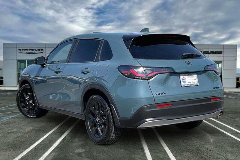 Used 2023 Honda HR-V SportImage 10