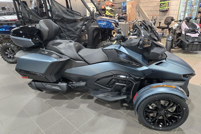2025 CAN-AM SPYDER RT LIMITED MINERAL BLUE WITH DARK ACCENTS 