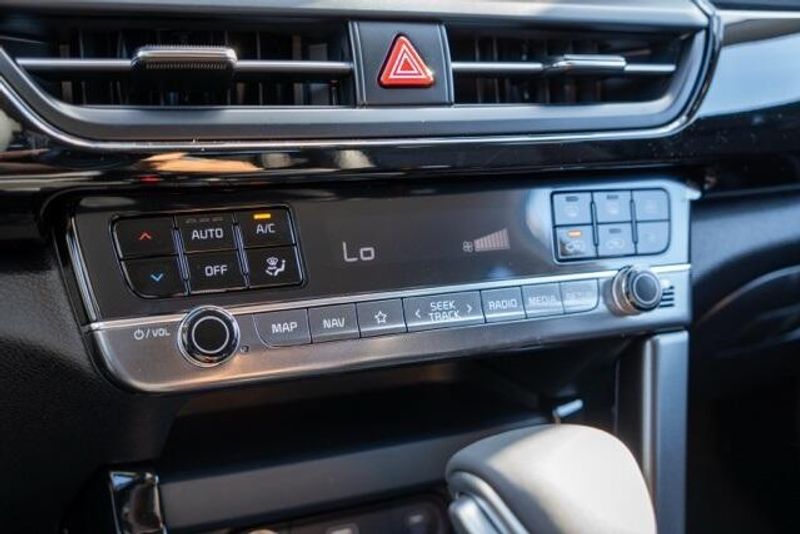 New 2026 Kia Seltos LXImage 18