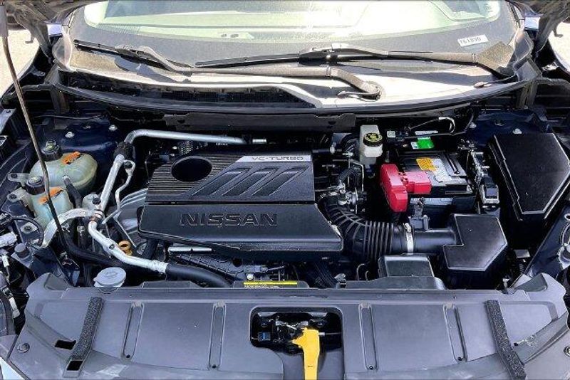 Used 2023 Nissan Rogue SVImage 9
