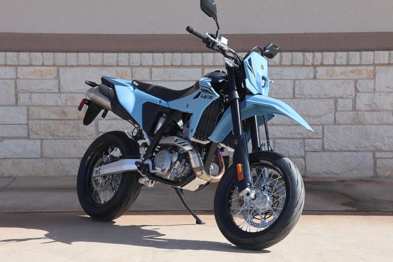 2025 SUZUKI DRZ4SM 