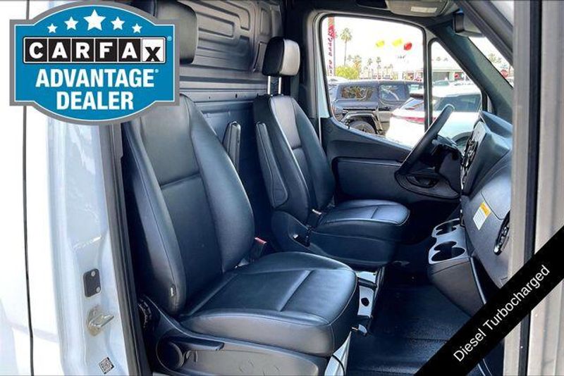 Used 2025 Mercedes-Benz Sprinter 2500 Crew 144 WBImage 5