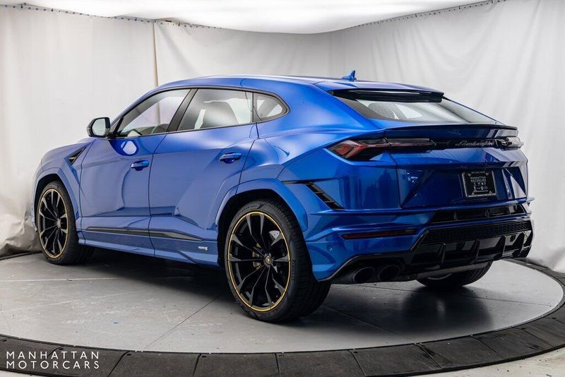 2023 Lamborghini Urus SImage 3