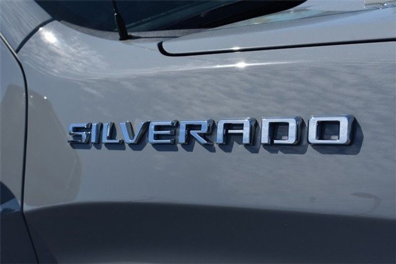 2024 Chevrolet Silverado 1500 RSTImage 14