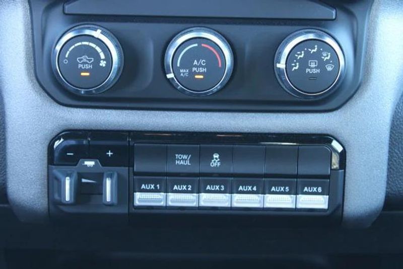 2023 RAM 2500 Tradesman Crew Cab 4x2 Long BoxImage 19