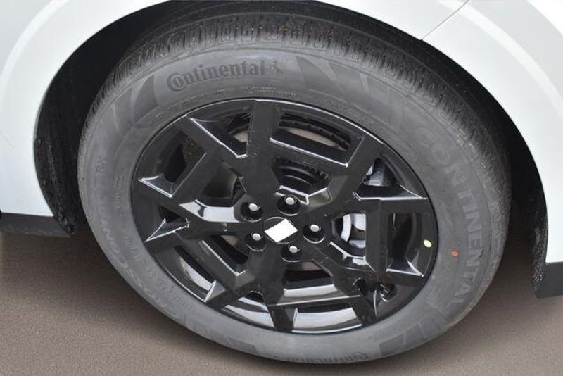 New 2026 Kia Carnival Hybrid SXImage 12