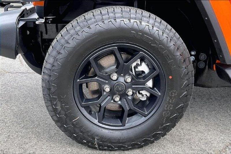 New 2027 Jeep Wrangler 4-door California EditionImage 9