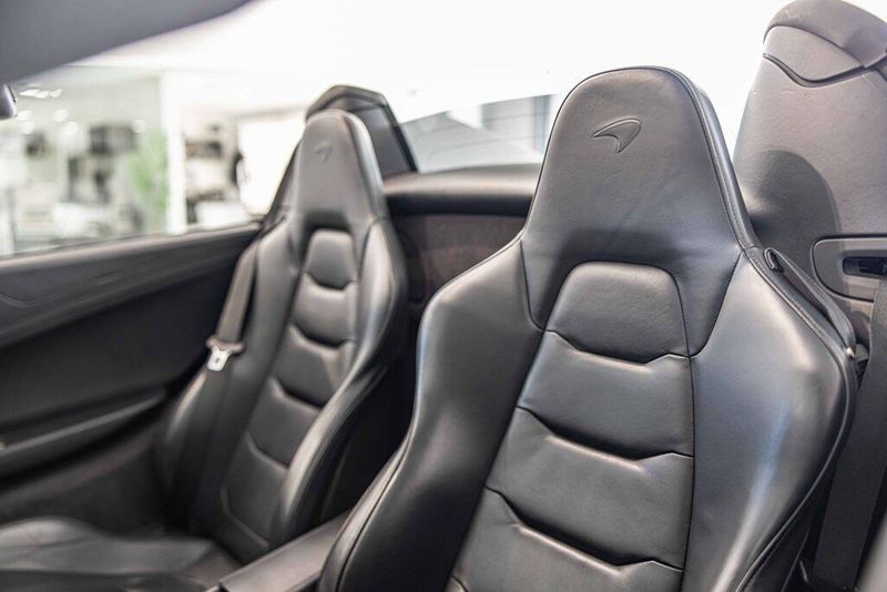 2014 Mclaren MP4-12C photo 16