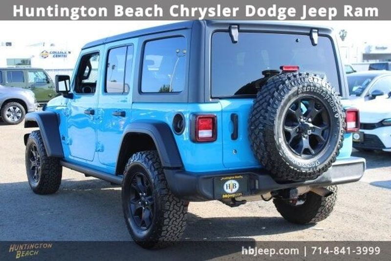 2021 Jeep Wrangler Unlimited WillysImage 3