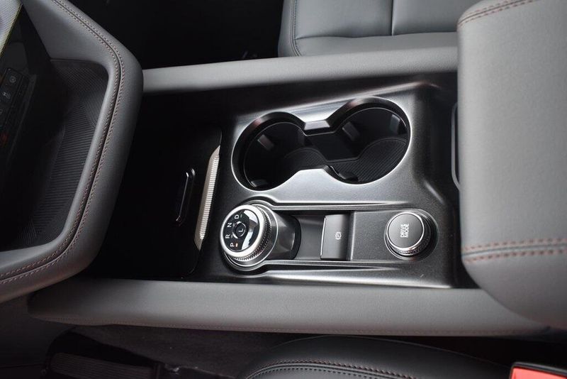 New 2025 Ford Explorer ActiveImage 17