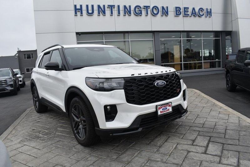 New 2025 Ford Explorer STImage 23