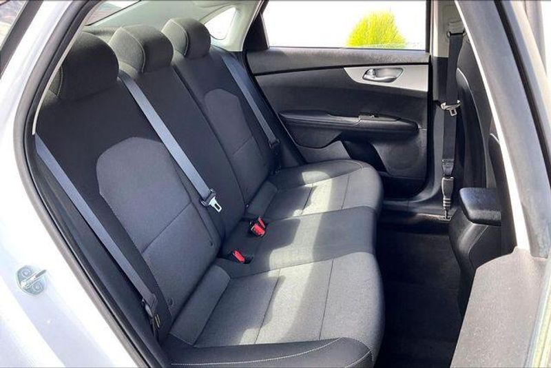 Used 2023 Kia Forte LXSImage 26