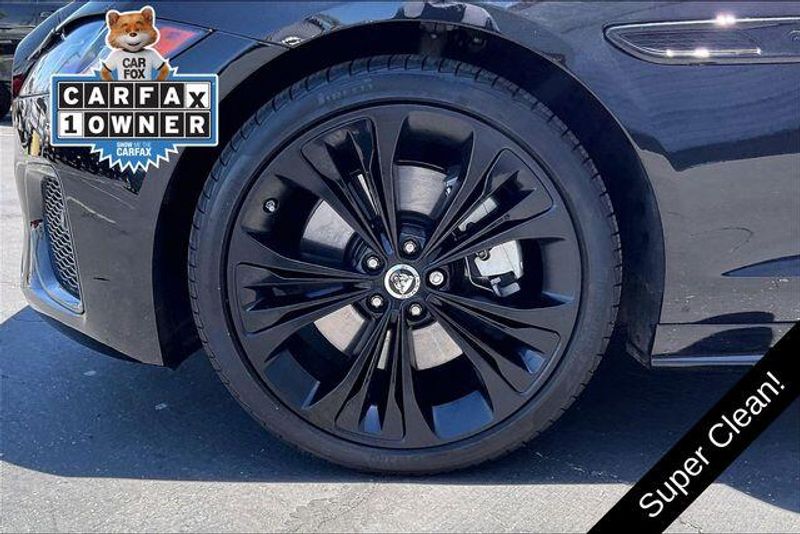 Used 2024 Jaguar XF R-Dynamic SEImage 8