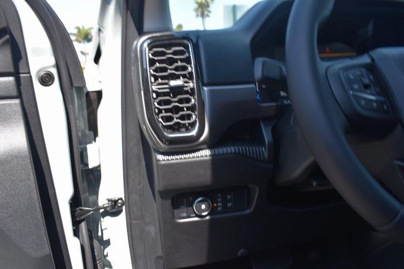 New 2024 Ford Ranger XLTImage 15