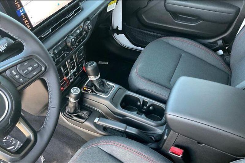 New 2025 Jeep Gladiator Rubicon 4x4Image 7