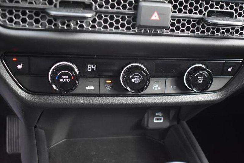 Used 2025 Honda HR-V SportImage 28