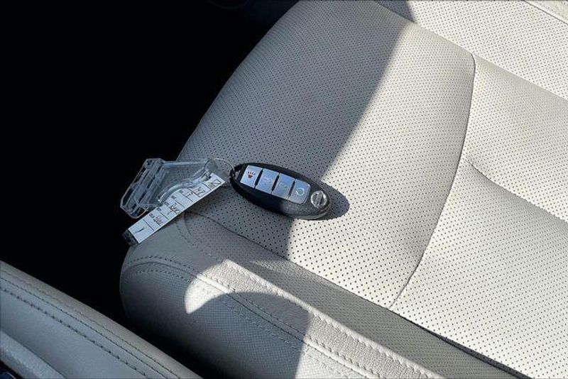 Used 2018 Nissan Rogue Sport SLImage 11