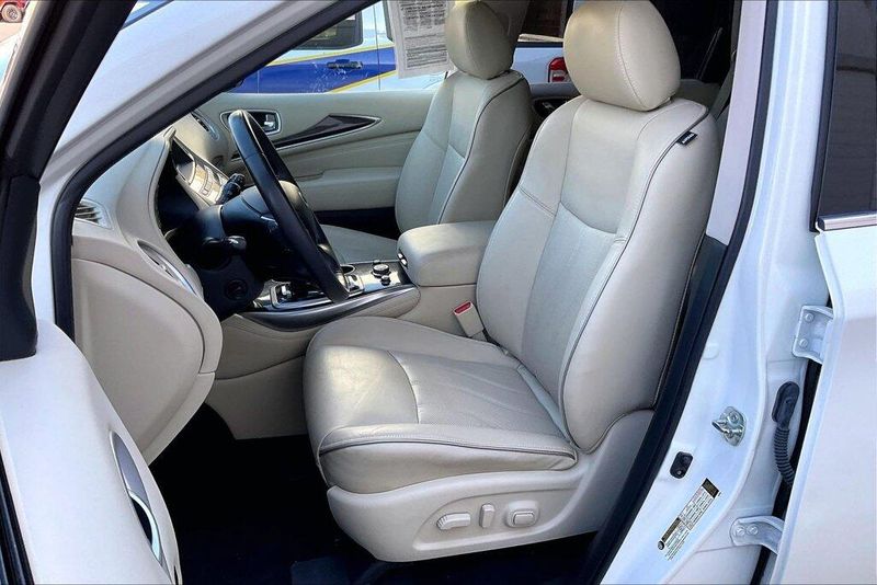 Used 2020 INFINITI QX60 LuxeImage 23
