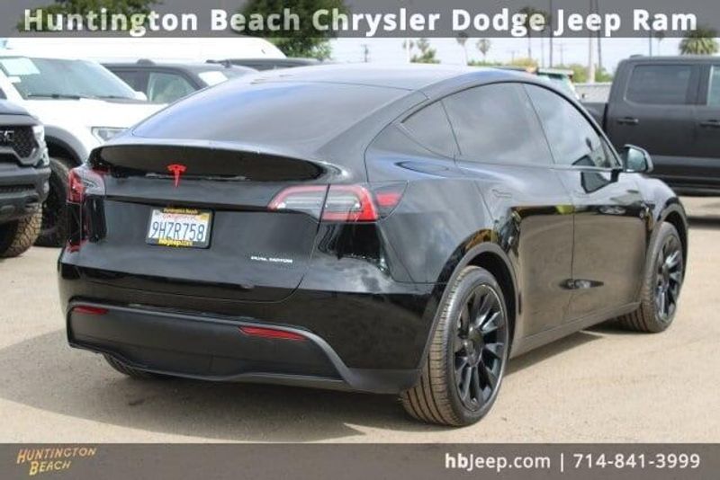 2023 Tesla Model Y Long RangeImage 5