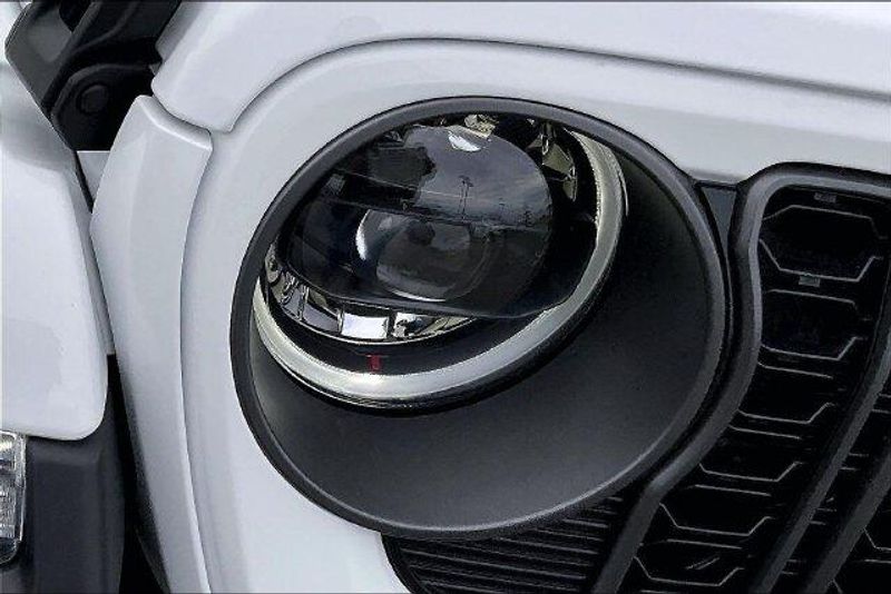 New 2027 Jeep Wrangler 4-door California EditionImage 11