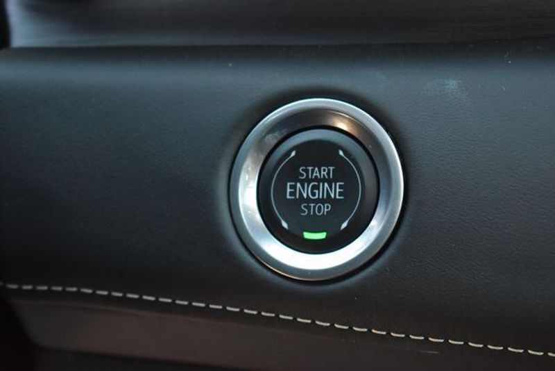 Used 2024 Cadillac Escalade Sport PlatinumImage 34