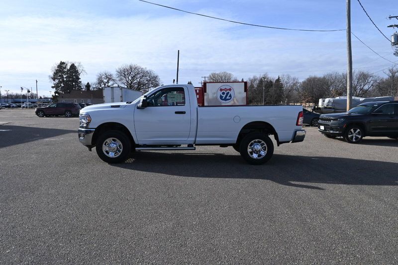 2024 RAM 2500 TradesmanImage 5
