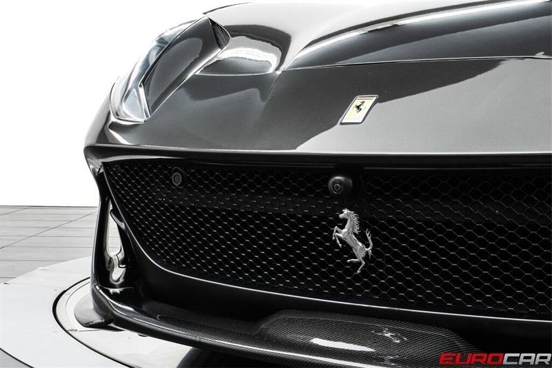 Used 2019 Ferrari 812 Superfast *HISTORICAL PAINT * IMMACULATE CONDITION*Image 11