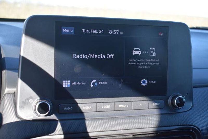 Used 2022 Hyundai Kona SELImage 25