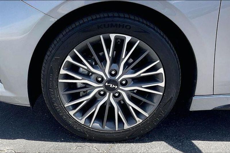 Used 2023 Kia Forte GT-LineImage 8
