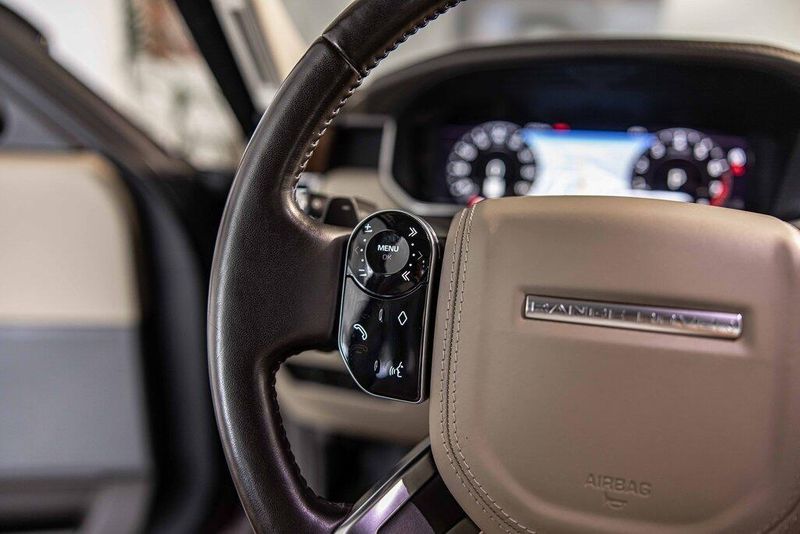 2020 Land Rover Range Rover SuperCharged photo 23