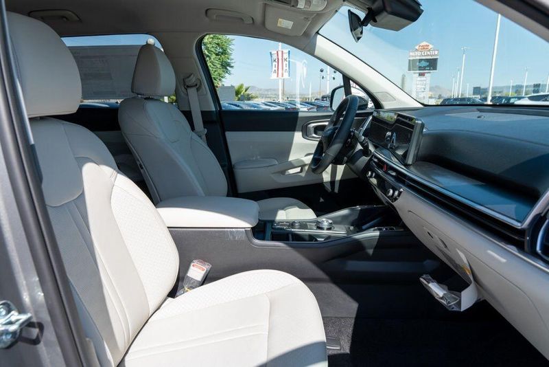 New 2026 Kia Sorento Hybrid EXImage 21