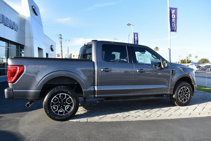 2022 Ford F-150 XLTImage 2