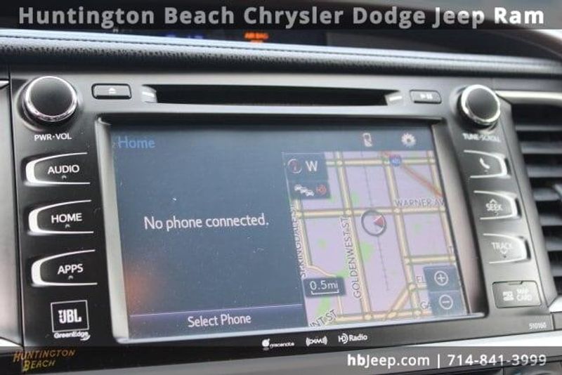 2016 Toyota Highlander LimitedImage 31