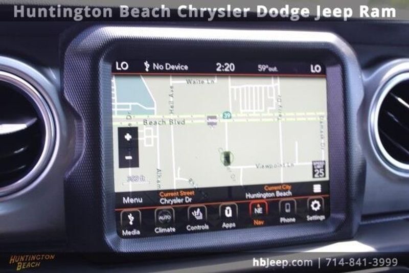 2021 Jeep Wrangler Unlimited SaharaImage 25