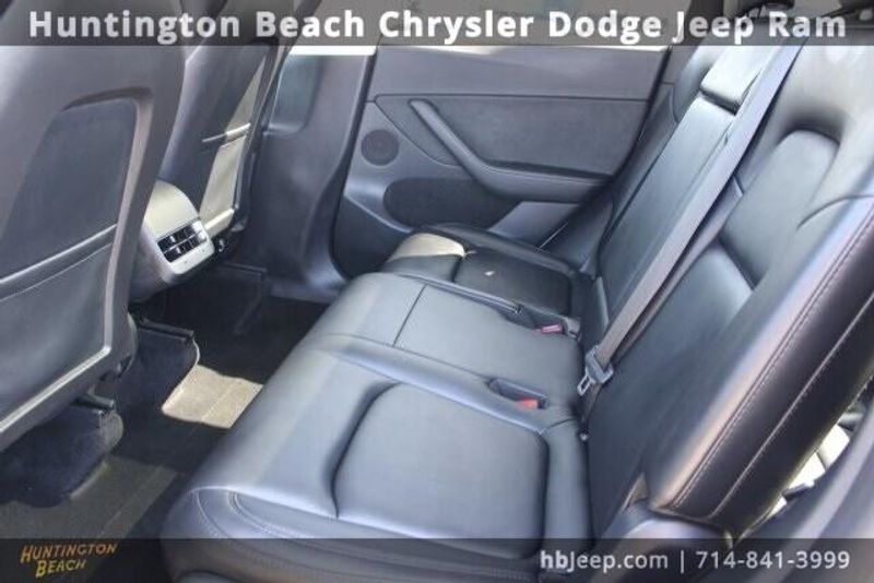 2023 Tesla Model Y Long RangeImage 32