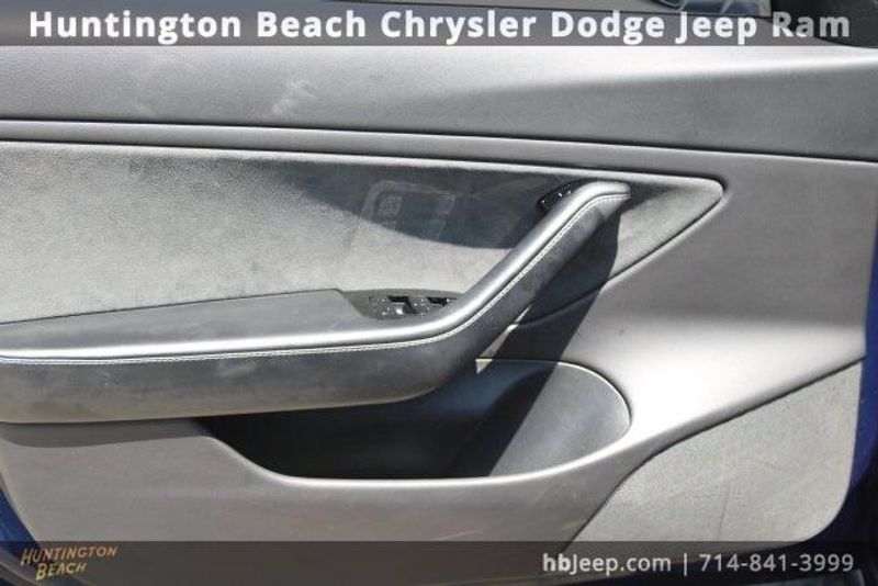 2019 Tesla Model 3 Standard Range PlusImage 10