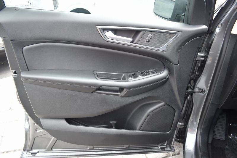 2024 Ford Edge SEImage 12
