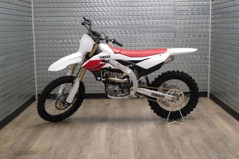 NEW 2026 YAMAHA YZ450F 70TH ANNIVERSARY EDITION Image 6