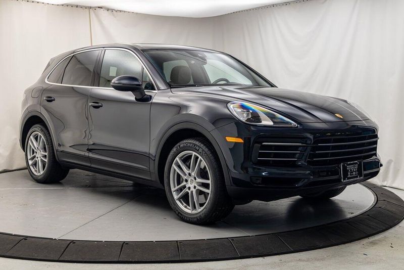 2021 Porsche Cayenne BaseImage 7