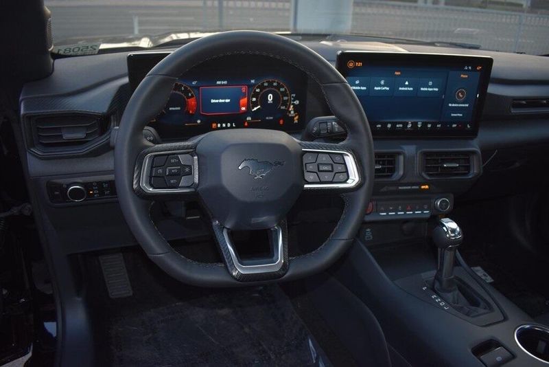 New 2025 Ford Mustang EcoBoostImage 9